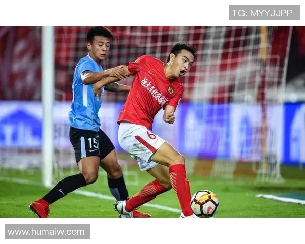 大连一方与广州富力激战成平局比赛结果引发球迷热议